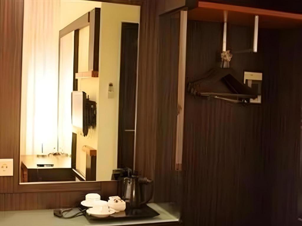 Travello Hotel Manado Extérieur photo